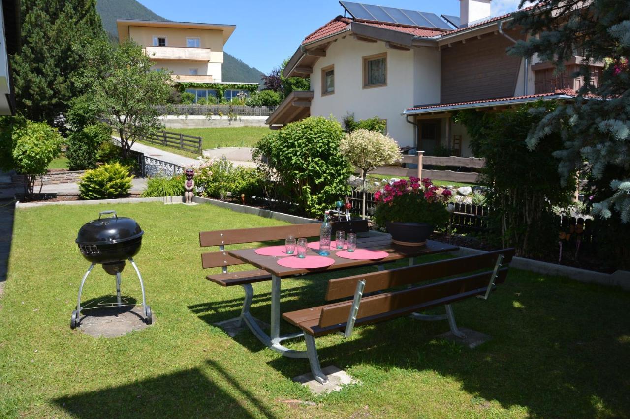 Apartments Morandell Fulpmes Exterior foto